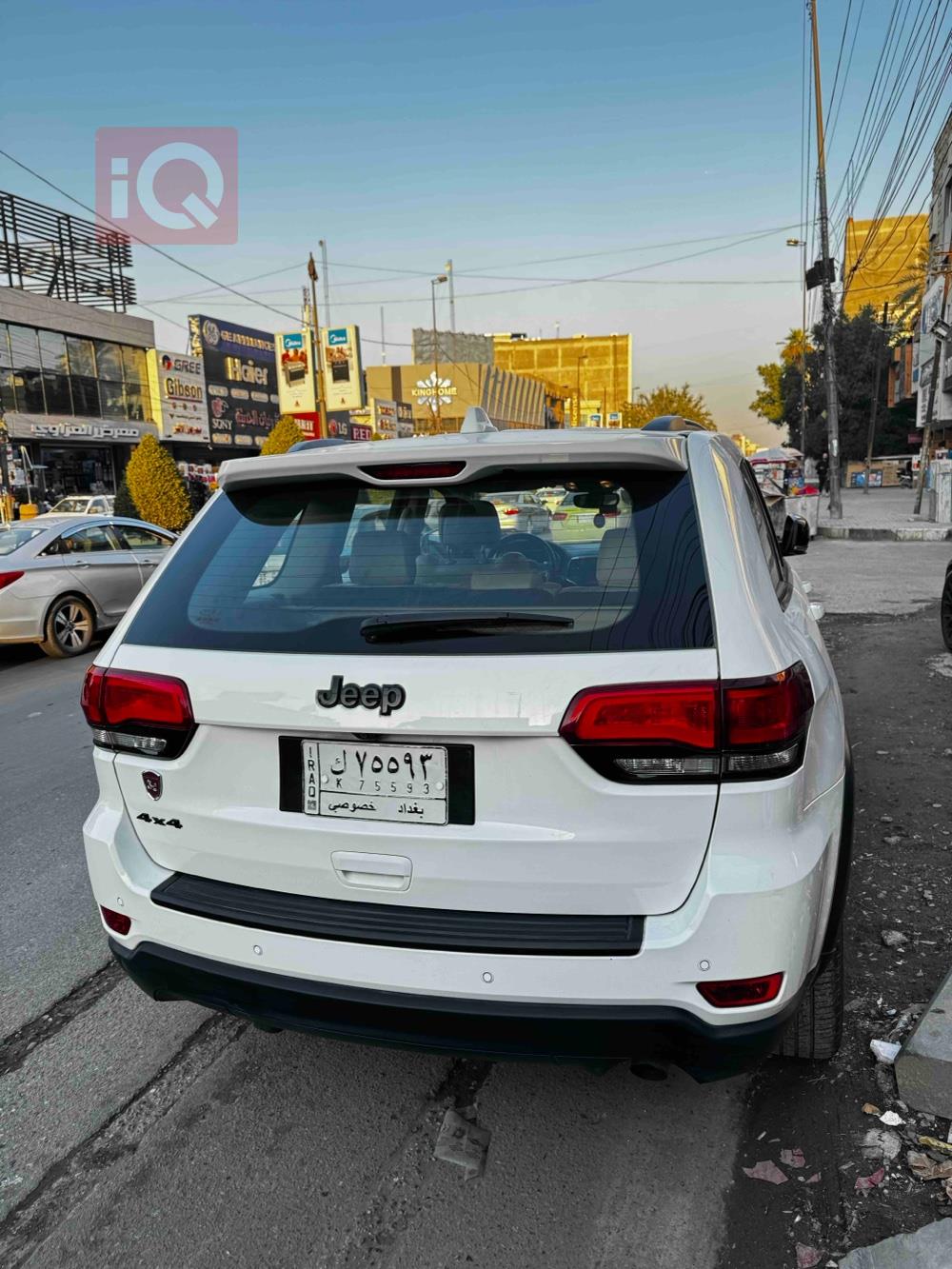 جیپ گراند شیرۆکی